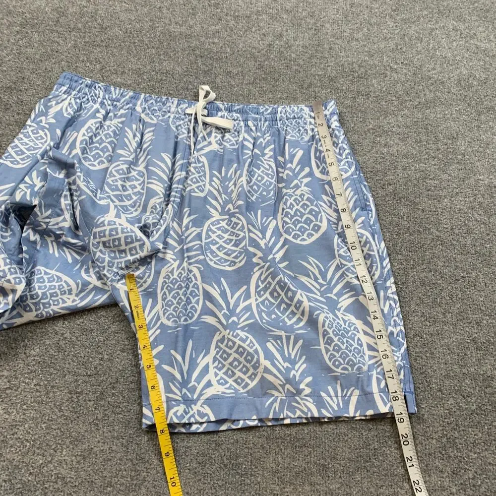 Chubbies Shorts Mens XL Extra Large Periwinkle White Thigh Napples Swim Trunks